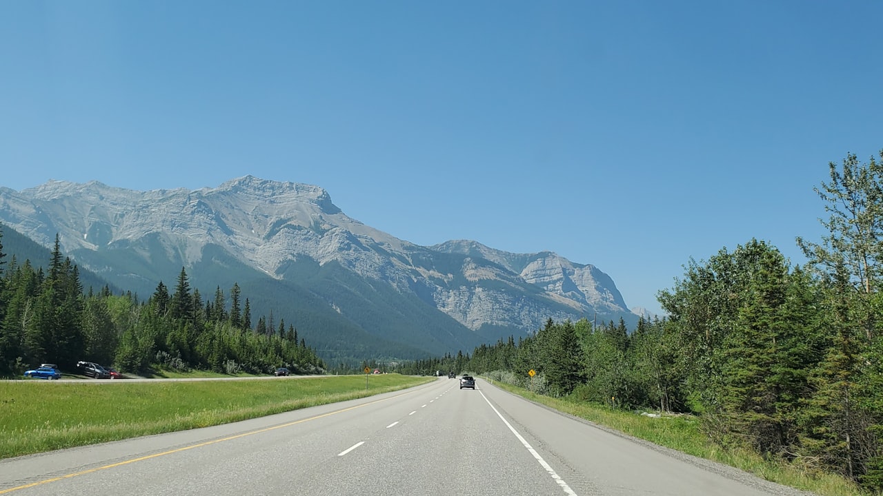 Moving to Kelowna from Alberta: The Complete 2026 Guide for Calgary and Edmonton Transplants